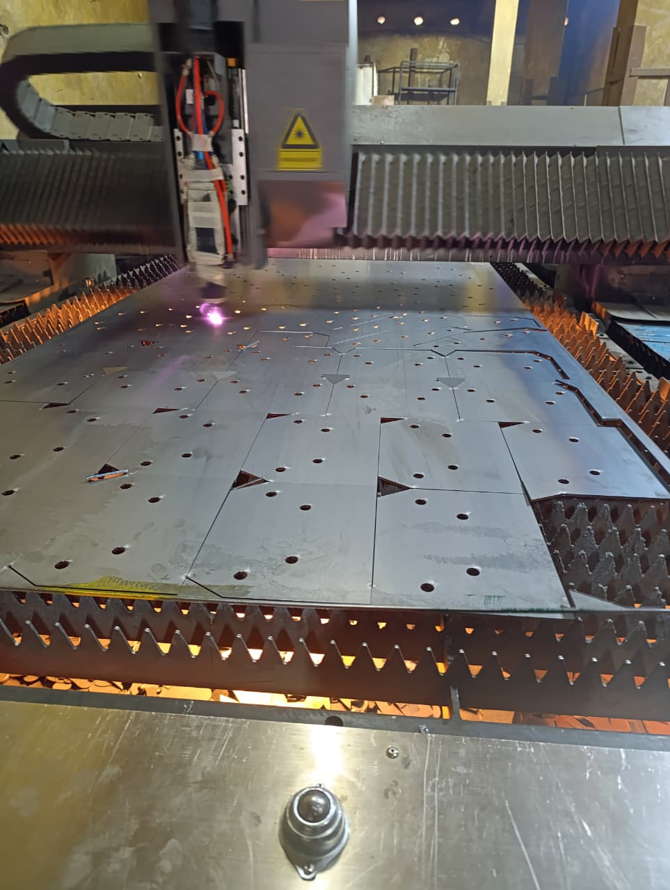 Structured Metal Plate 2